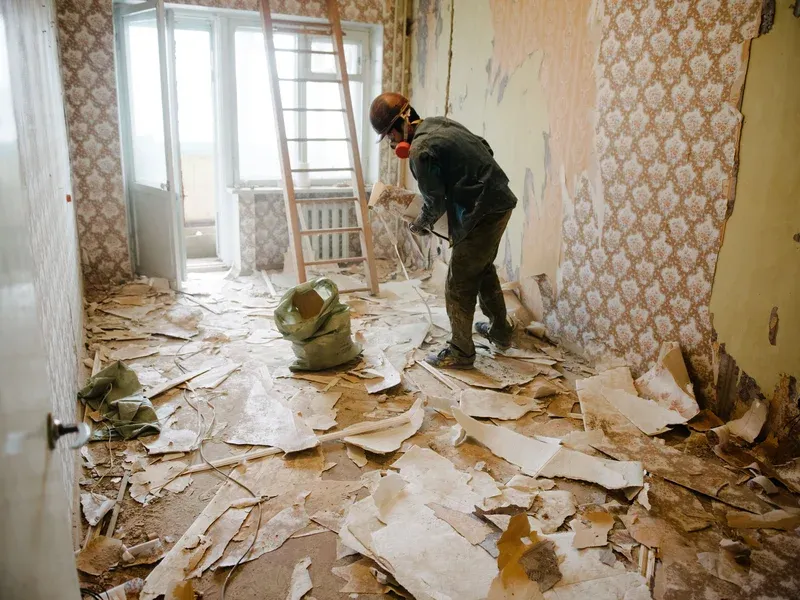 Desmantelamentos e Desmontagens